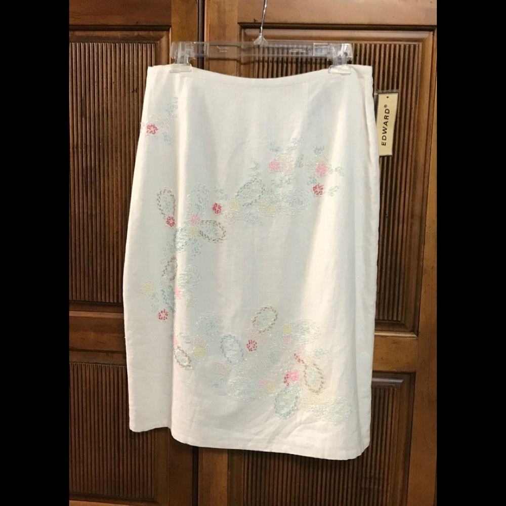 Edward skirt size 8